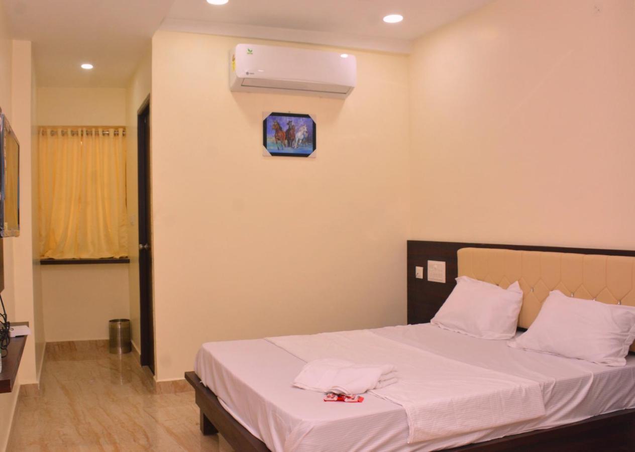 Arihanth Inn ฮอร์นีเบ็ชวา ภายนอก รูปภาพ